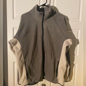 Simply Basic Two-Tone Fleece